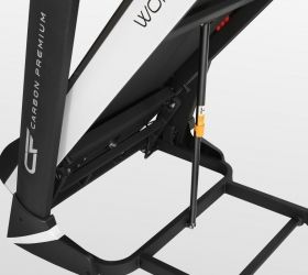 Беговая дорожка Carbon Premium World Runner T1
